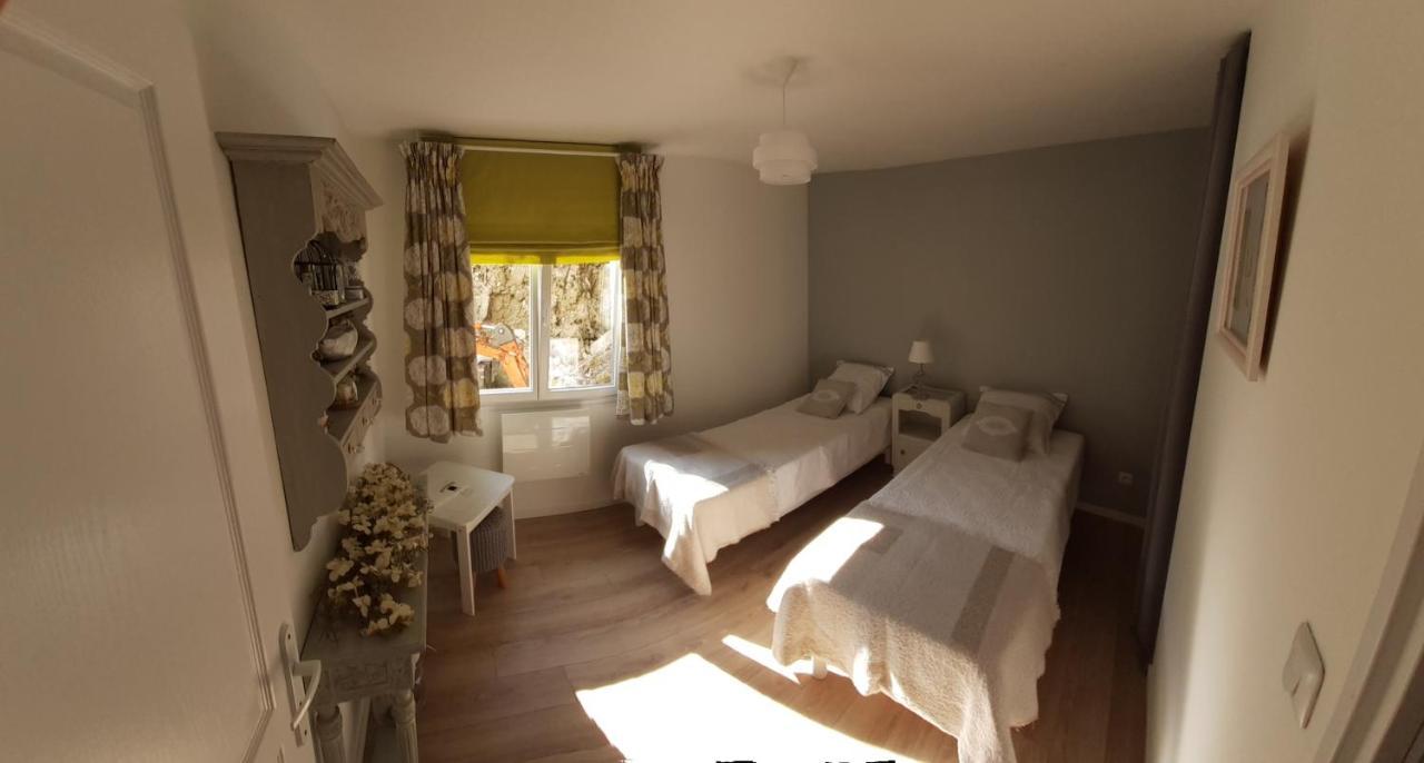 Adorable Maison D'Hotes Bordee D'Etangs Au Calme. Grandcourt  Kültér fotó